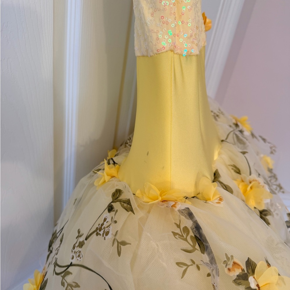 Yellow Floral Dance Costume - Picture 5 of 5